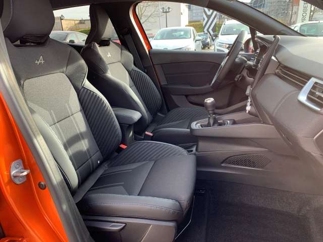 Fahrzeugbild eines Renault Clio