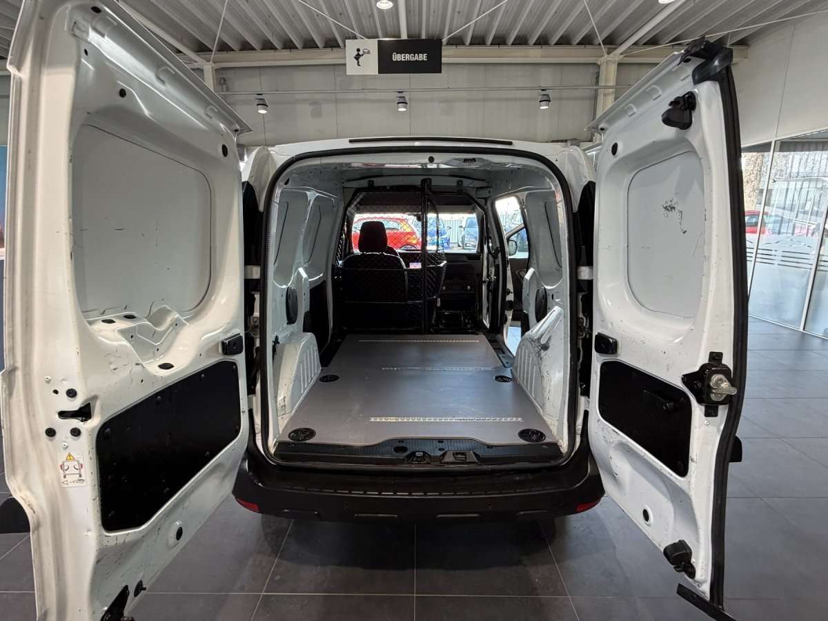 Fahrzeugbild eines Renault Express