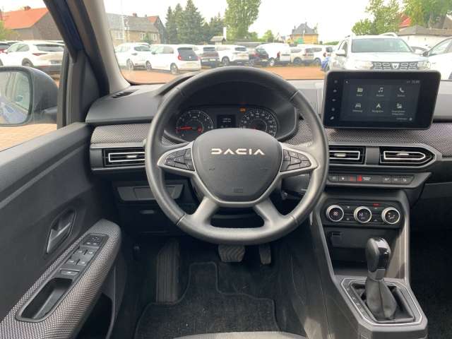 Fahrzeugbild eines Dacia Sandero