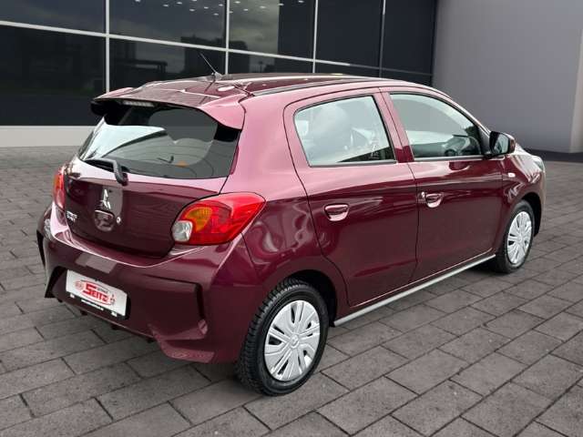 Fahrzeugbild eines Mitsubishi Space Star