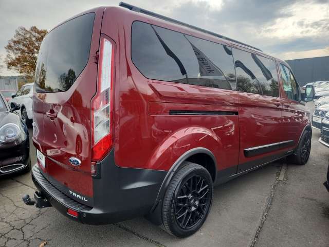 Fahrzeugbild eines Ford Transit Custom