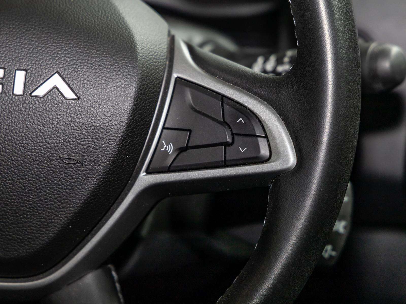 Fahrzeugbild eines Dacia Duster