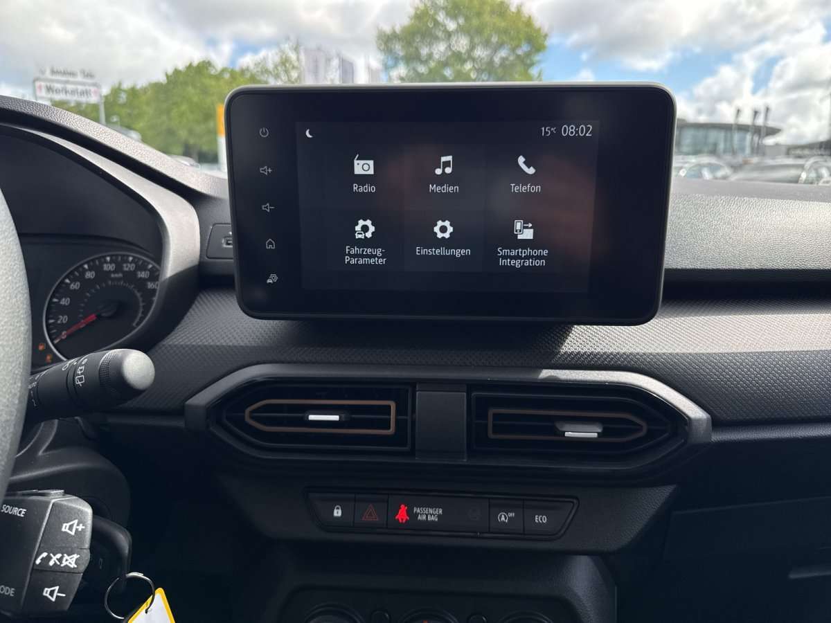 Fahrzeugbild eines Dacia Sandero