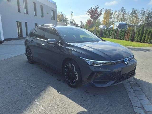 Fahrzeugbild eines Volkswagen Golf