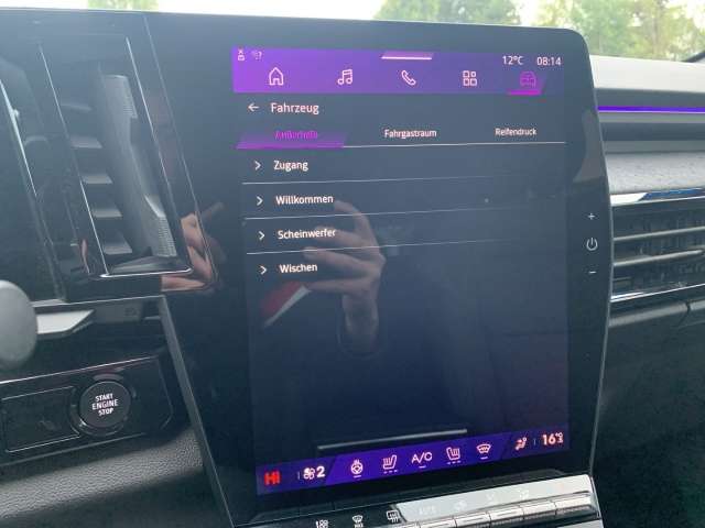Fahrzeugbild eines Renault Rafale