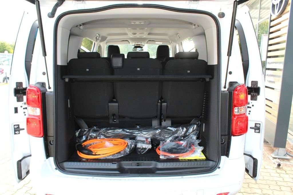 Fahrzeugbild eines Toyota Proace