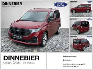 Schräge Frontansicht auf einen Ford Tourneo Connect , freigestellt