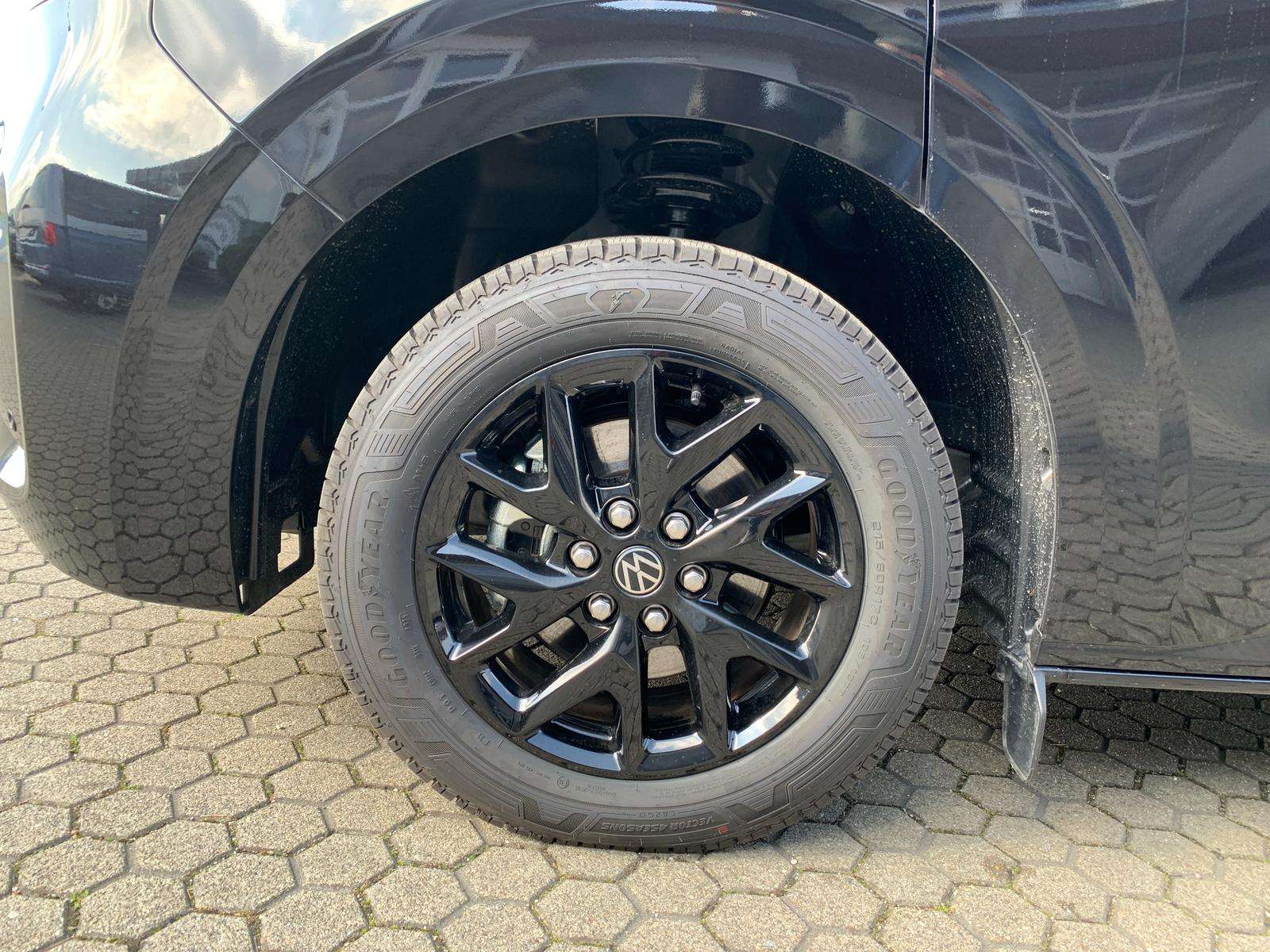 Fahrzeugbild eines Volkswagen Caravelle