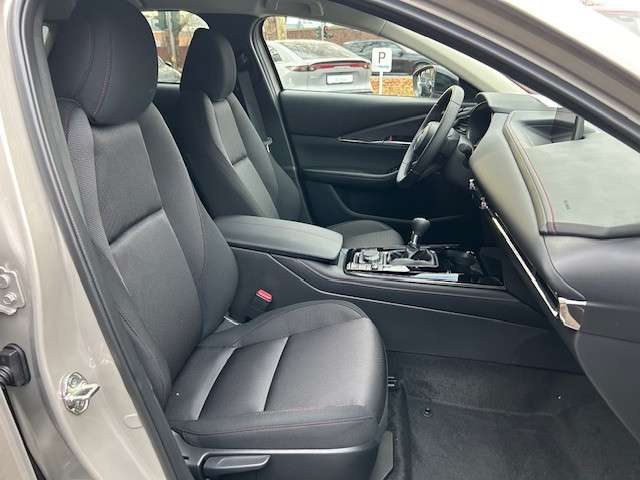 Fahrzeugbild eines Mazda CX-30