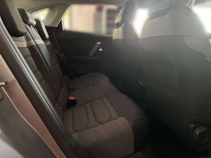 Fahrzeugbild eines Citroën C4 X