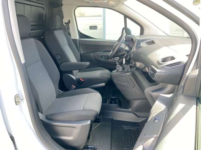 Fahrzeugbild eines Toyota Proace City