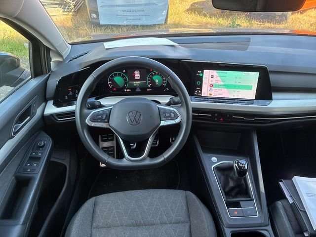 Fahrzeugbild eines Volkswagen Golf