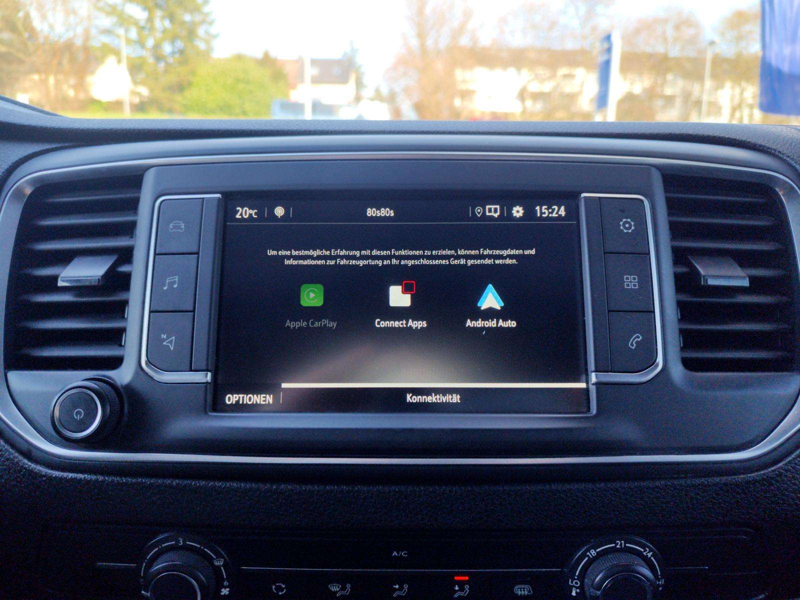 Fahrzeugbild eines Opel Vivaro