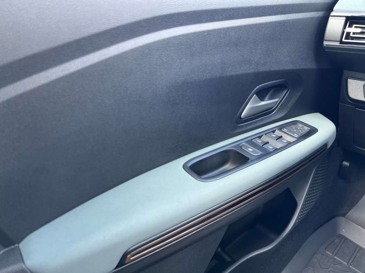 Fahrzeugbild eines Dacia Sandero