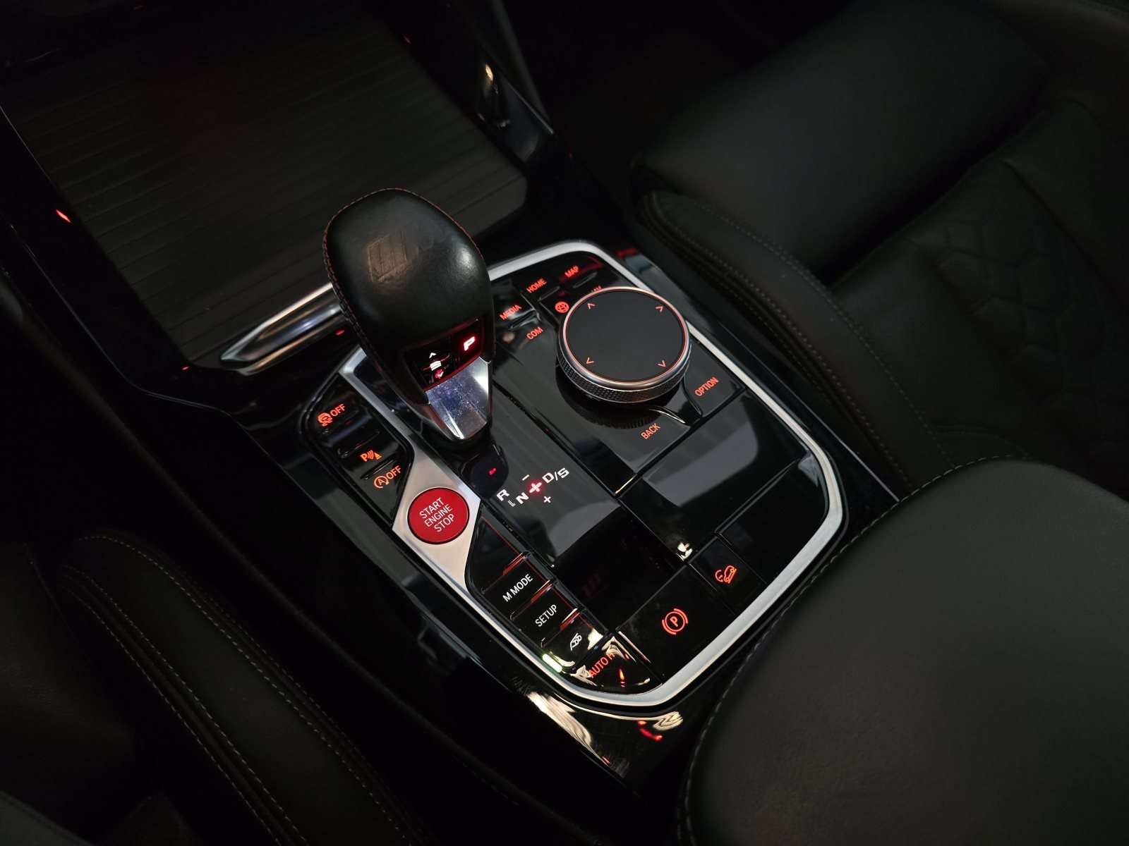 Fahrzeugbild eines BMW X4