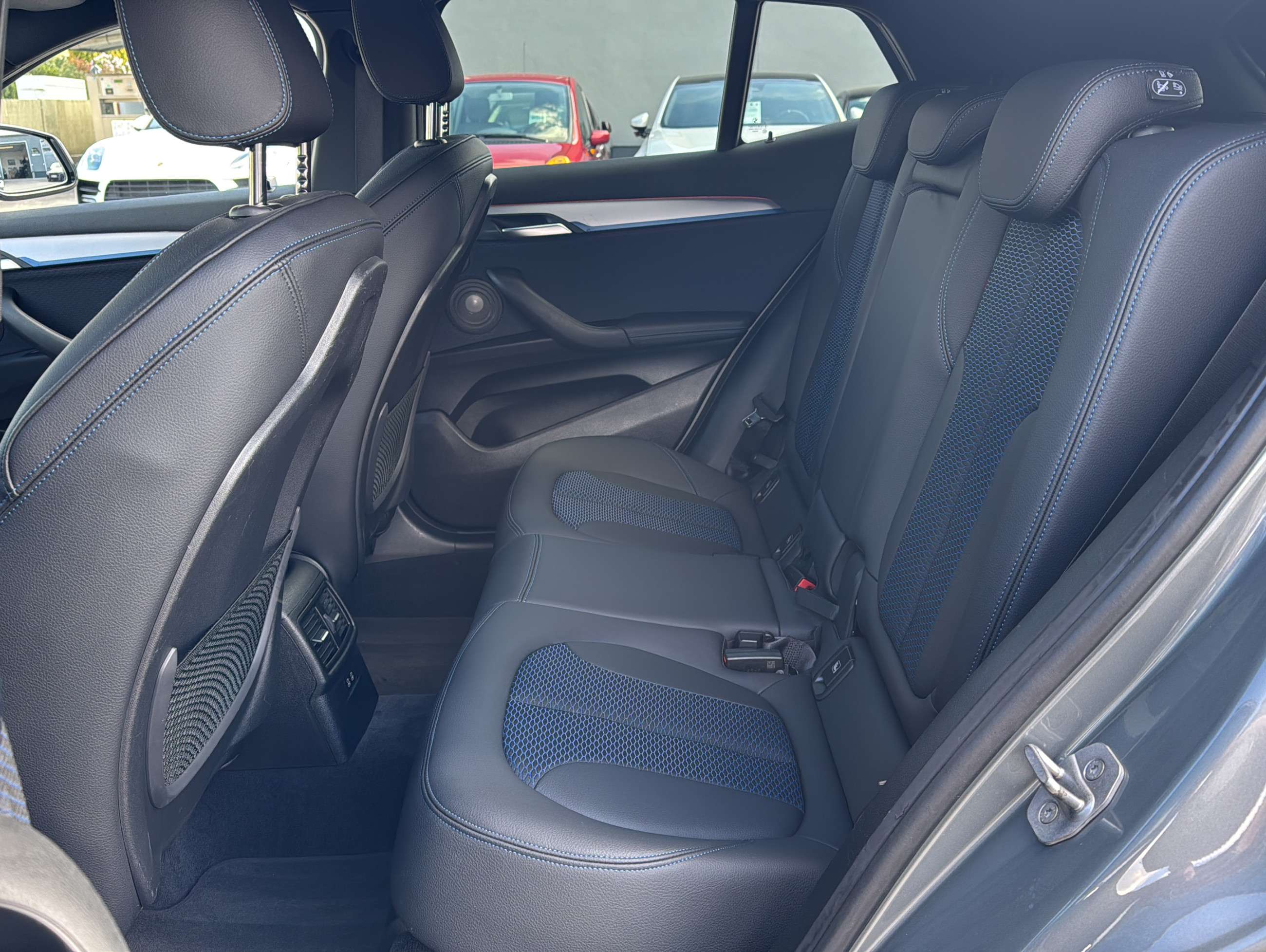 Fahrzeugbild eines BMW X2