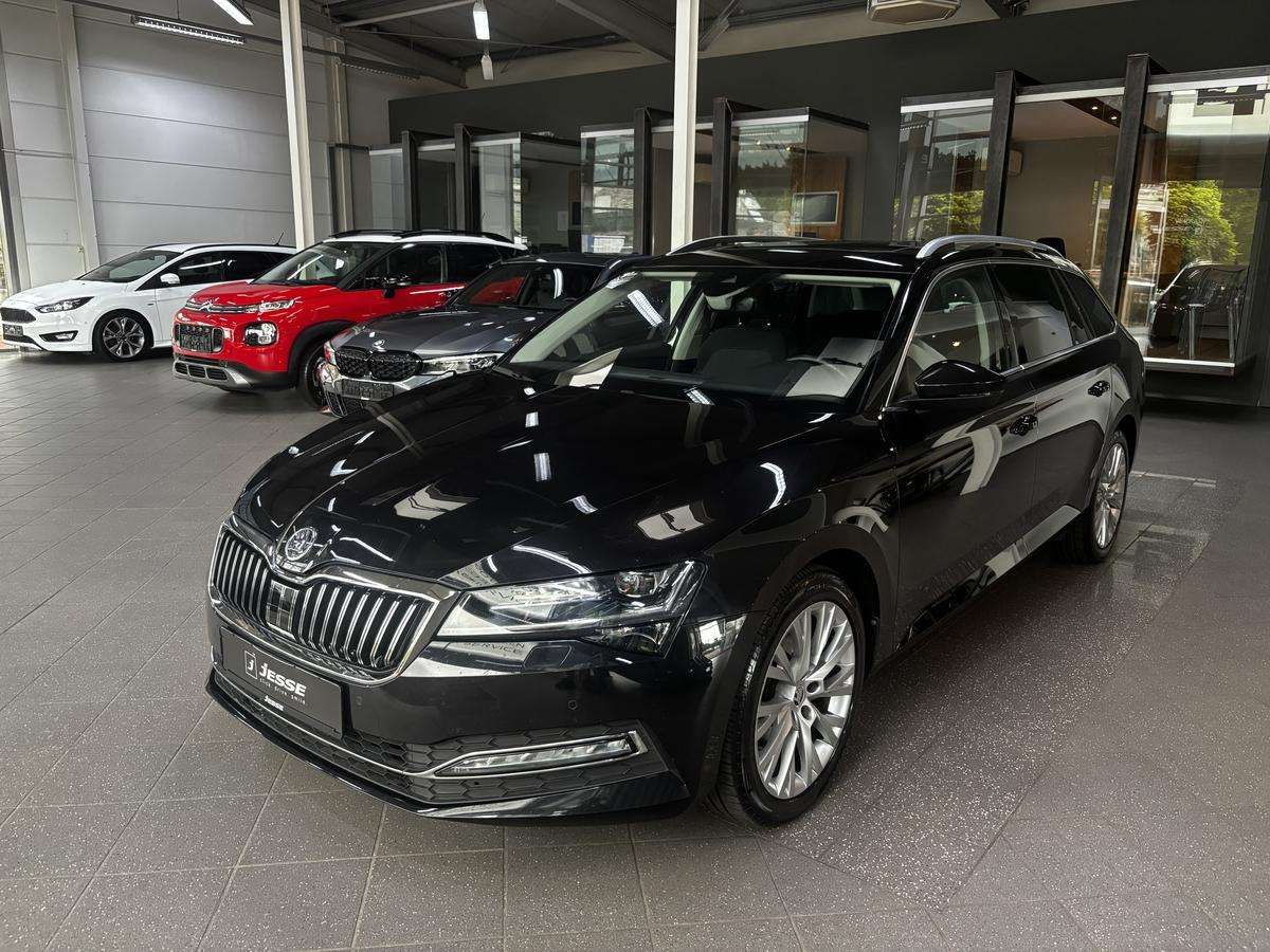 Fahrzeugbild eines Skoda Superb