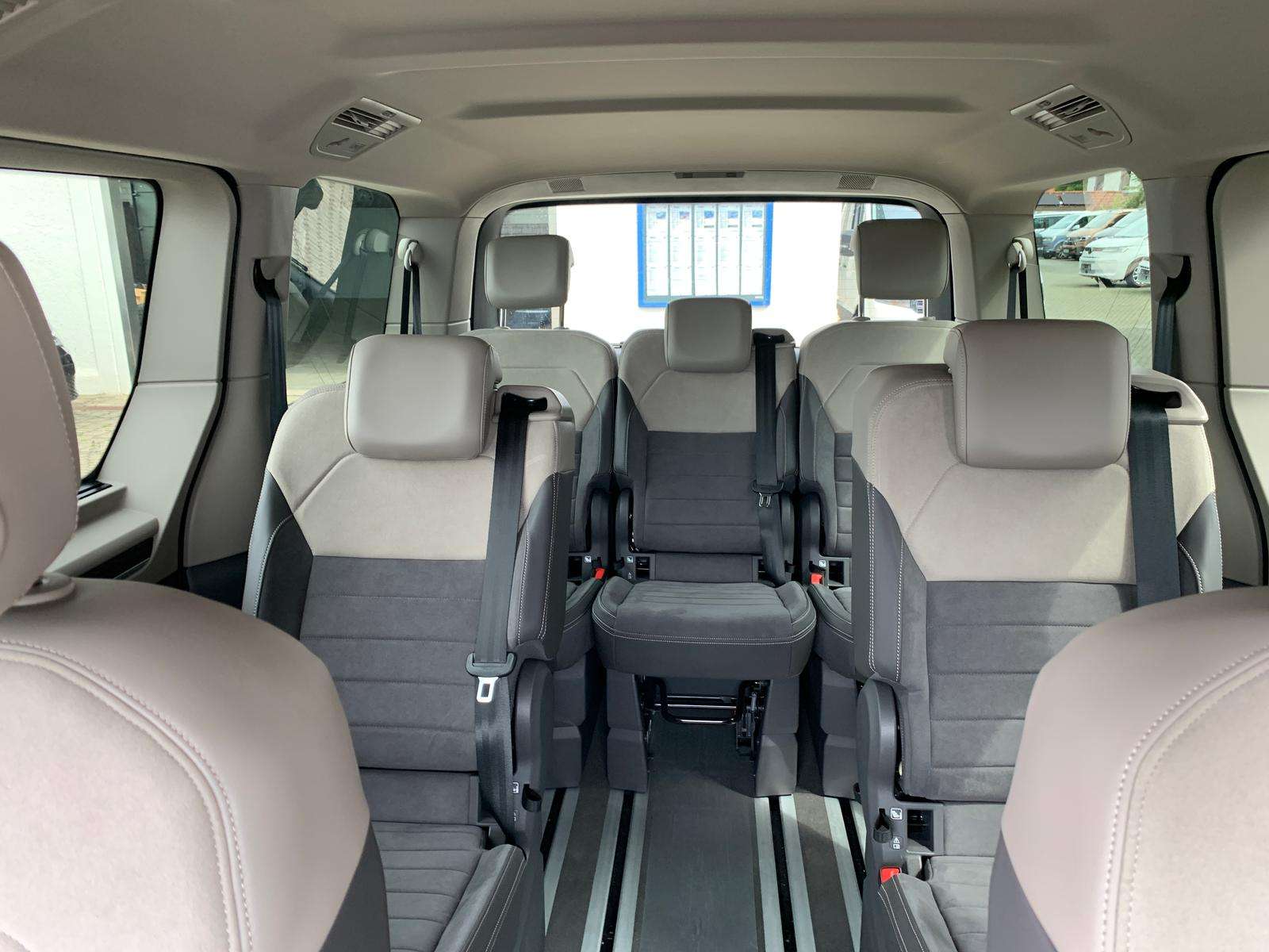 Fahrzeugbild eines Volkswagen Multivan