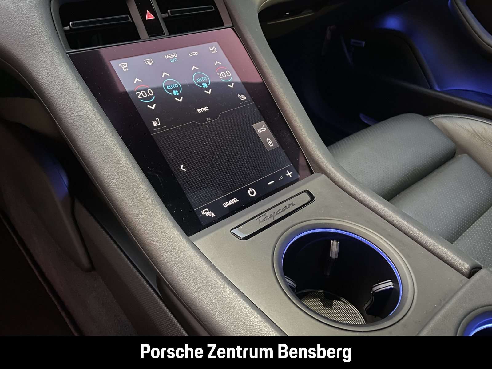 Fahrzeugbild eines Porsche Taycan