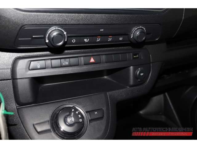 Fahrzeugbild eines Toyota Proace