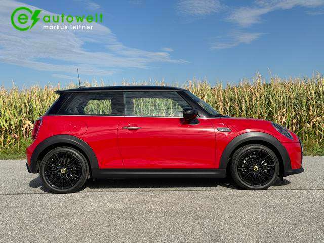 Fahrzeugbild eines MINI COOPER