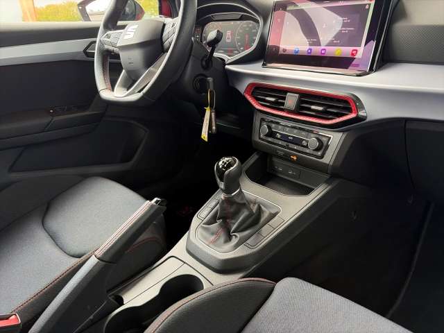 Fahrzeugbild eines SEAT Ibiza