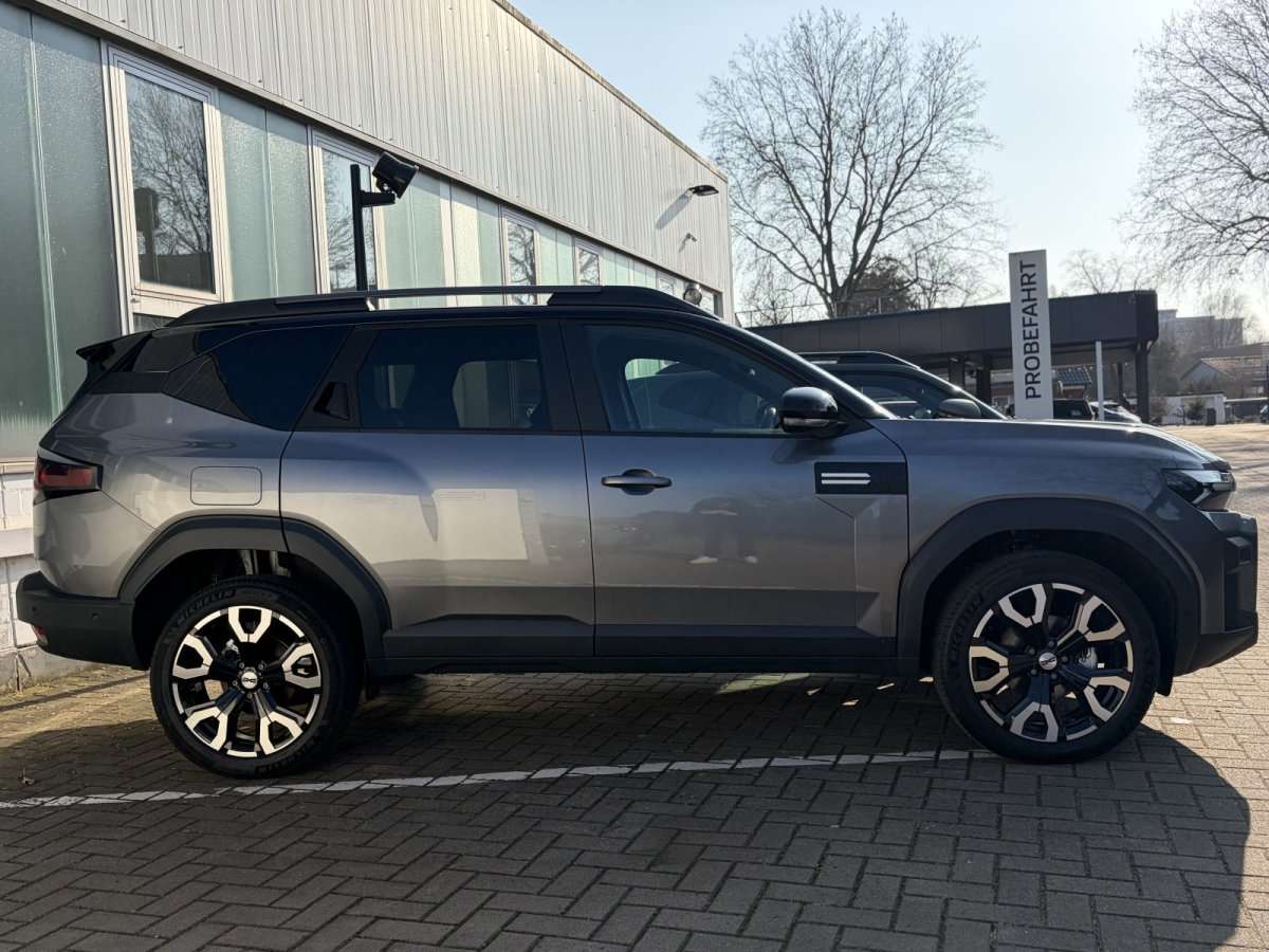 Fahrzeugbild eines Dacia Bigster