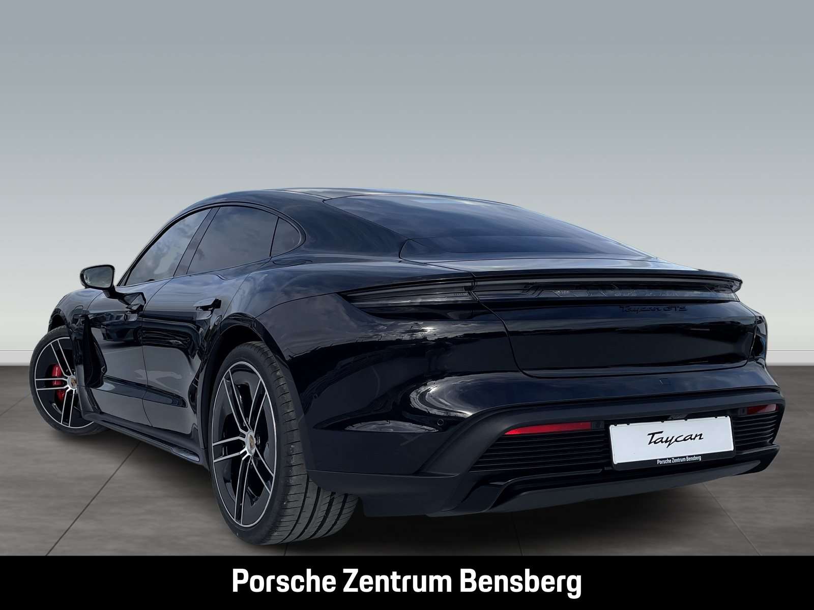 Fahrzeugbild eines Porsche Taycan