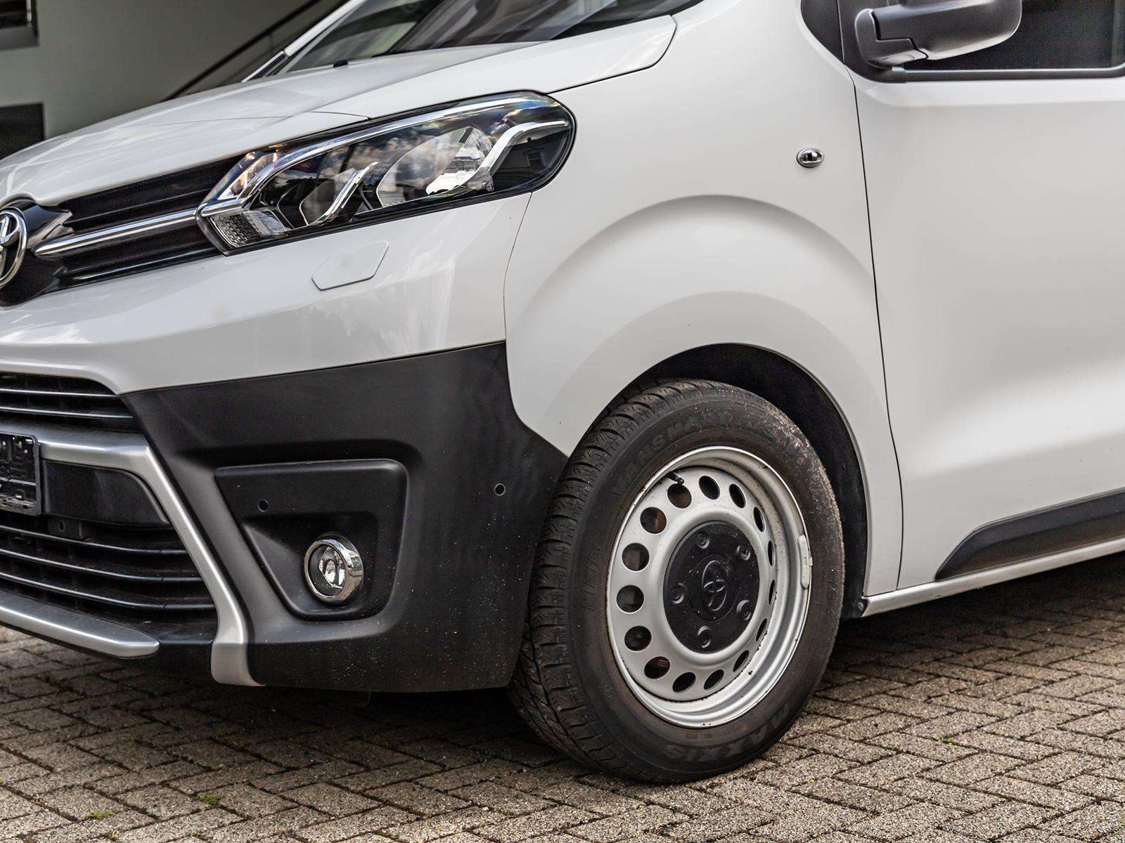Fahrzeugbild eines Toyota Proace