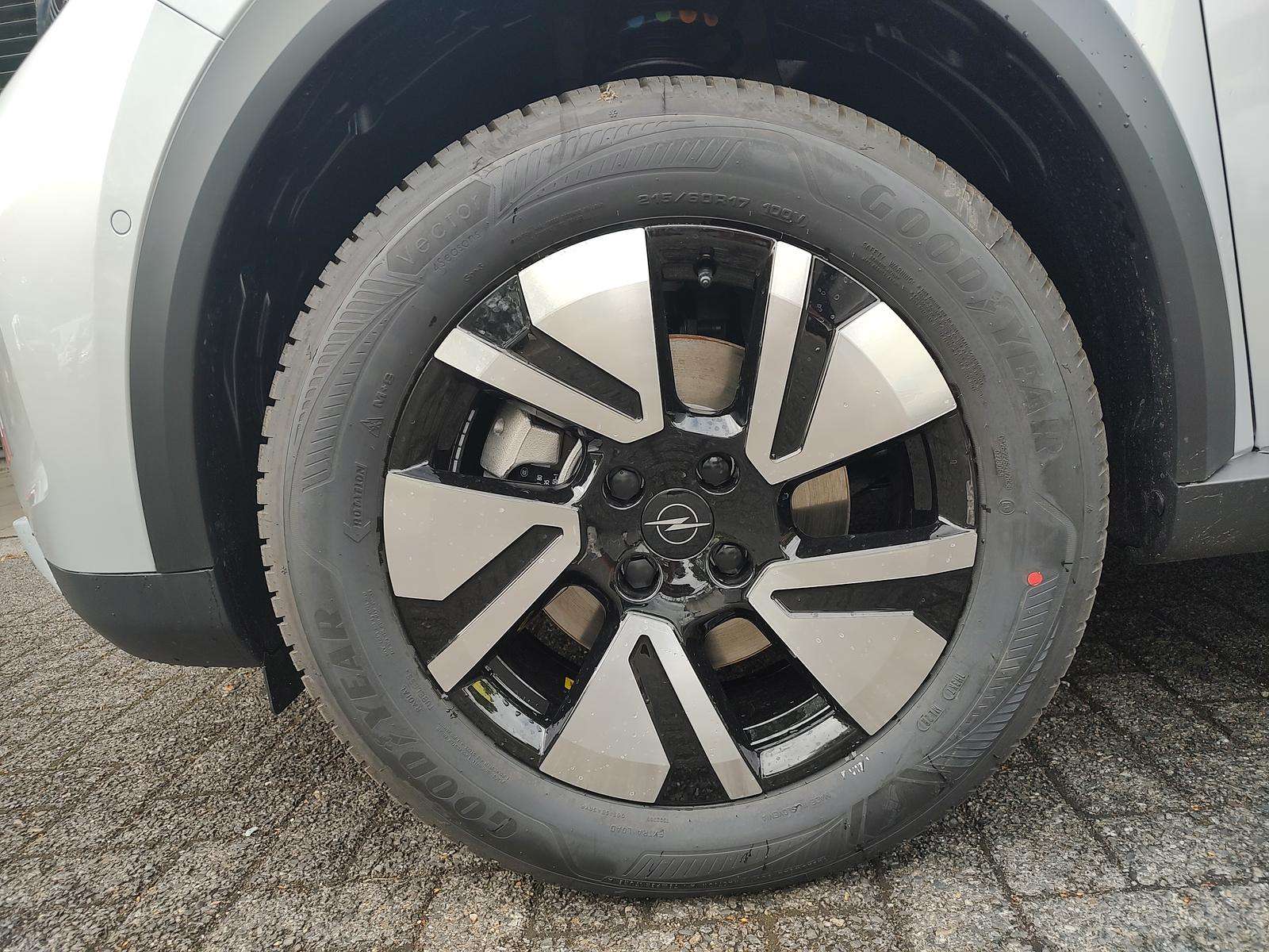 Fahrzeugbild eines Opel Frontera