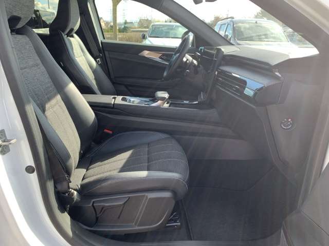 Fahrzeugbild eines Renault Austral