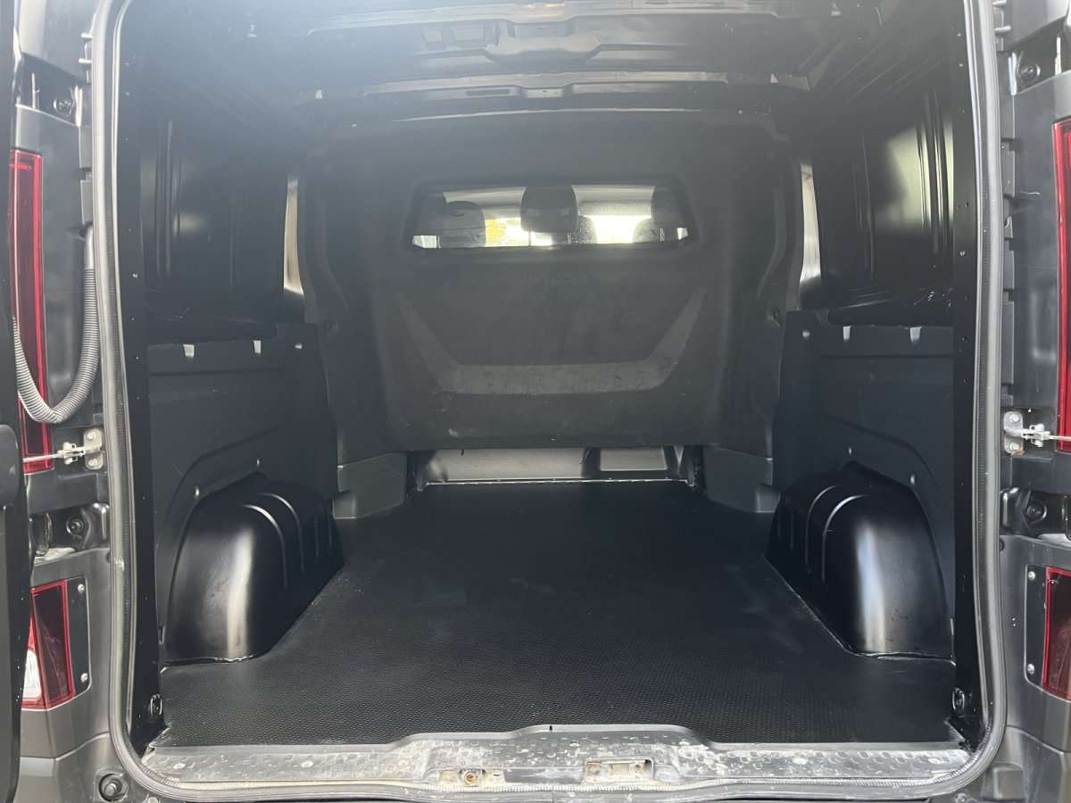 Fahrzeugbild eines Renault Trafic