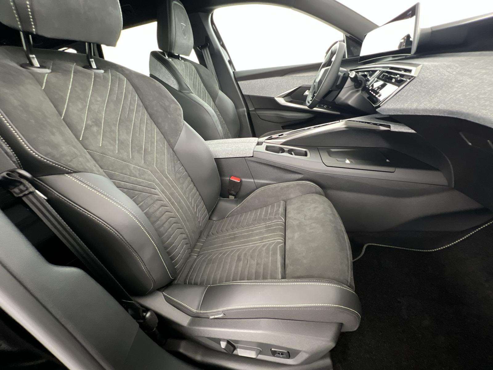Fahrzeugbild eines Peugeot 5008