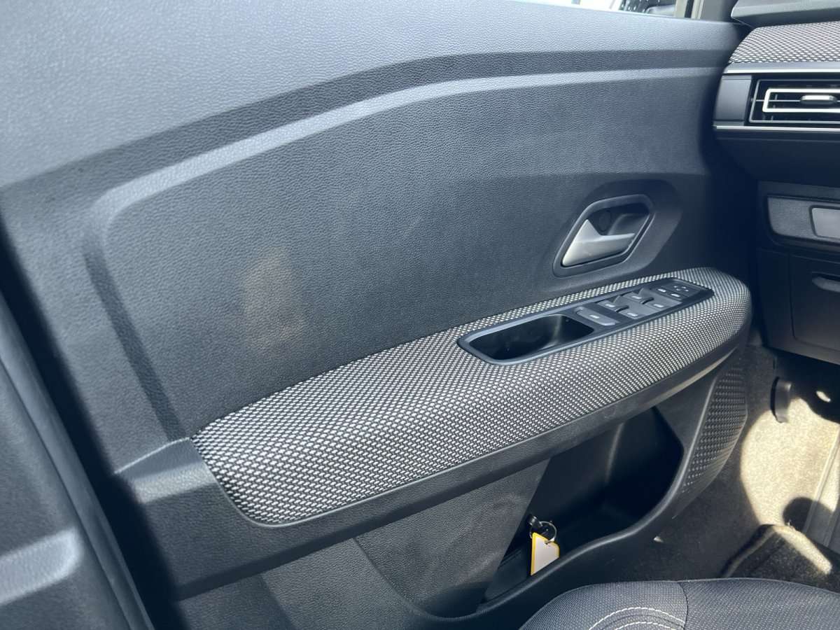 Fahrzeugbild eines Dacia Sandero