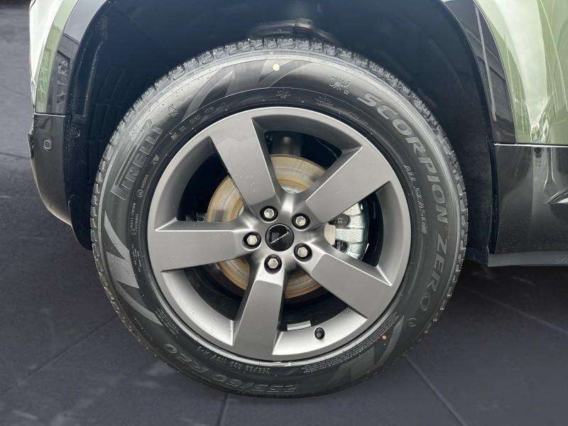 Fahrzeugbild eines Land Rover Defender