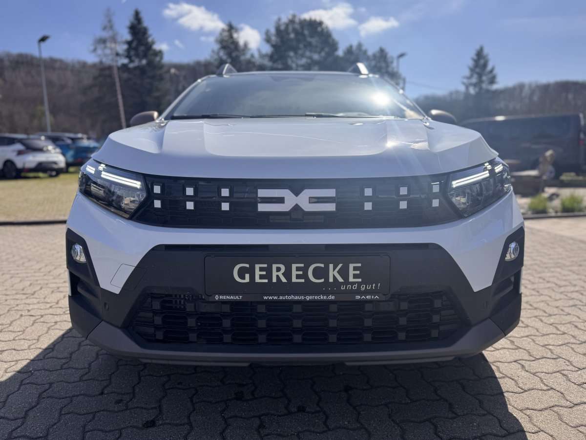 Fahrzeugbild eines Dacia Sandero