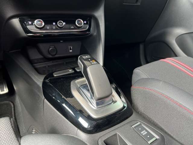 Fahrzeugbild eines Opel Corsa