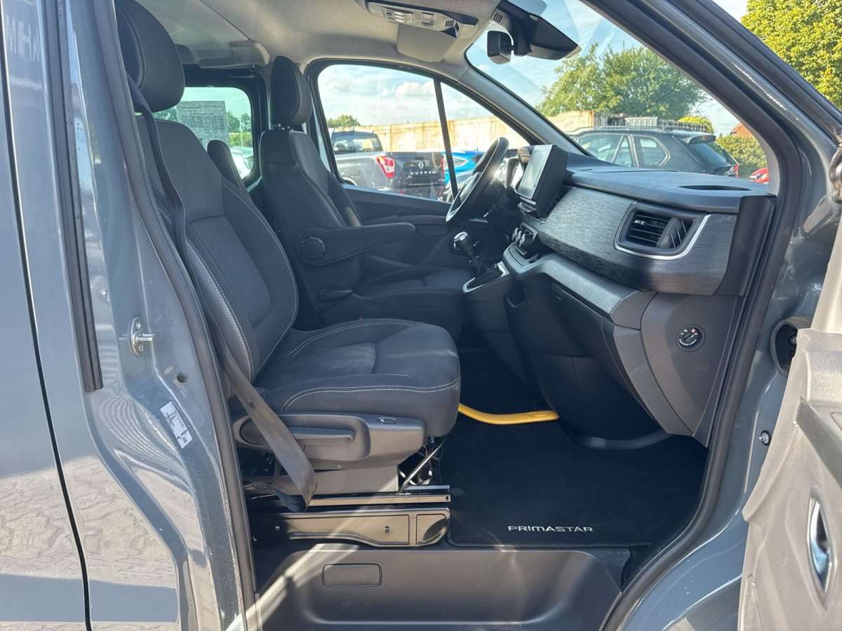 Fahrzeugbild eines Nissan Primastar