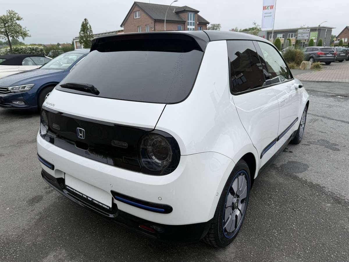 Fahrzeugbild eines Honda Honda e