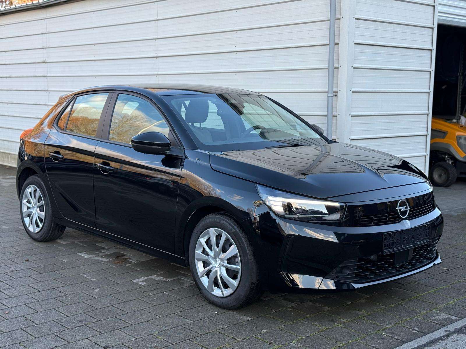 Fahrzeugbild eines Opel Corsa