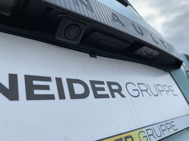 Fahrzeugbild eines Renault 4 E-TECH