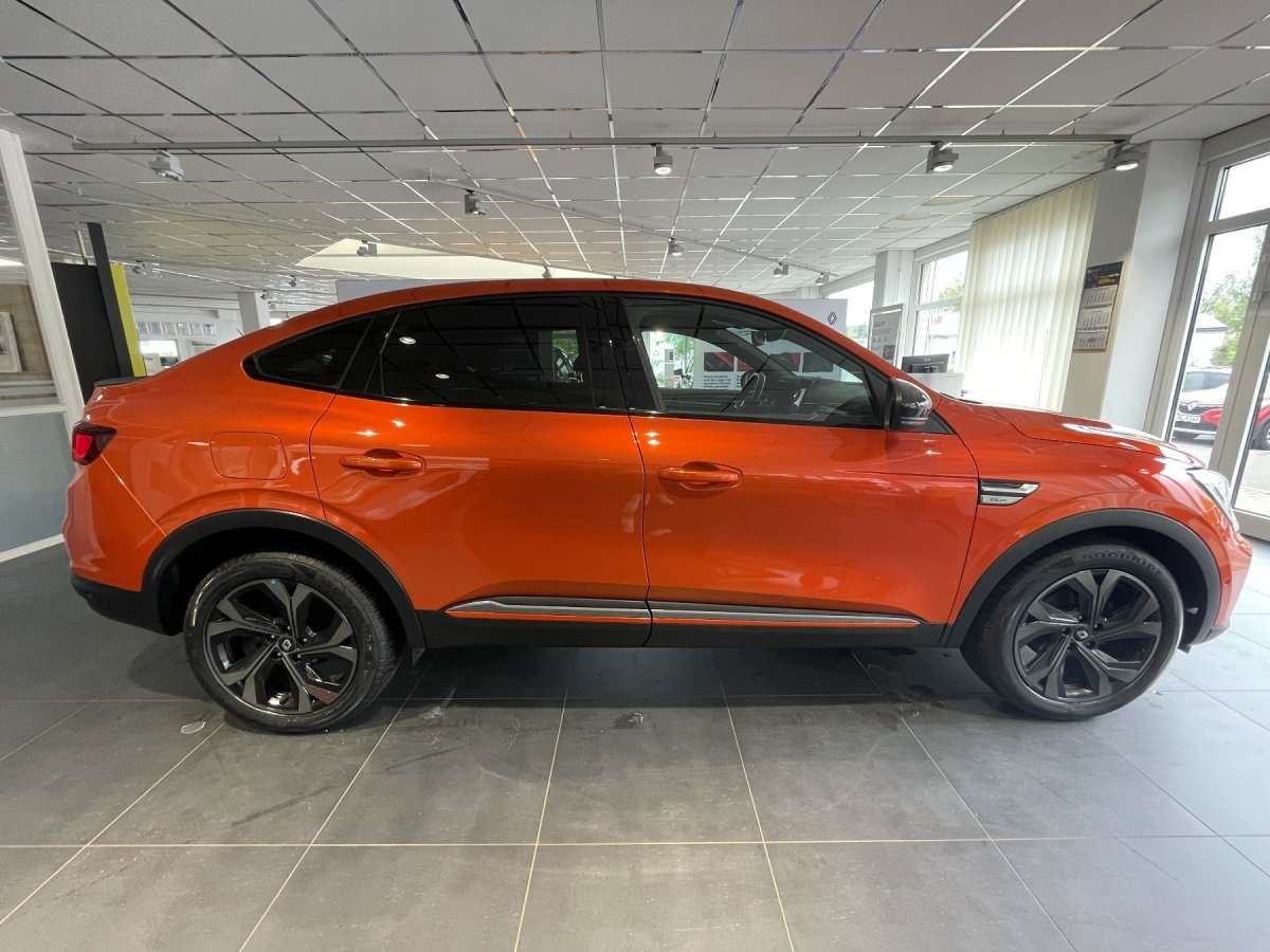 Fahrzeugbild eines Renault Arkana