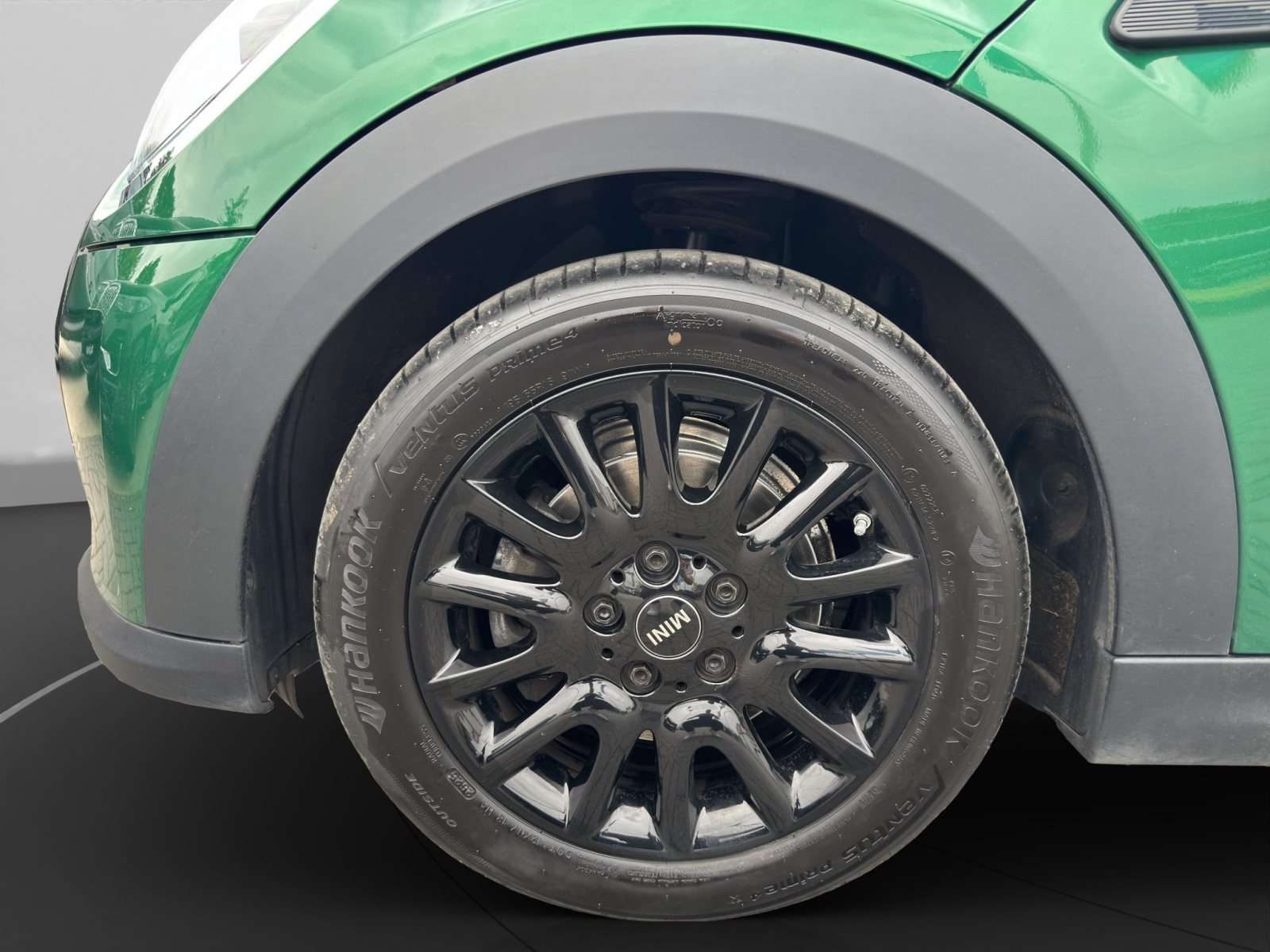 Fahrzeugbild eines MINI COOPER