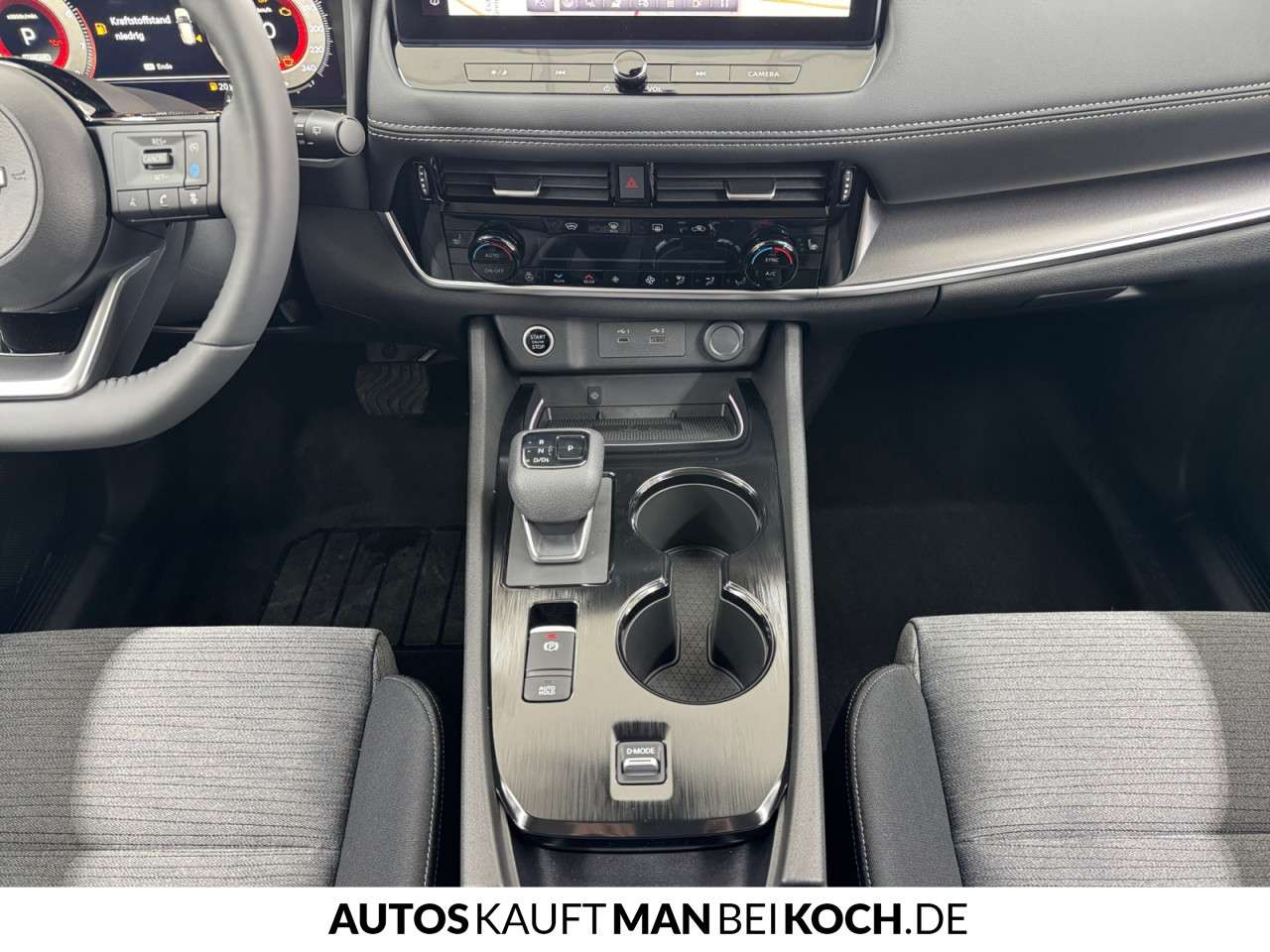 Fahrzeugbild eines Nissan X-TRAIL