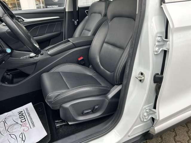 Fahrzeugbild eines MG ZS