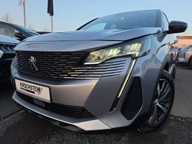 Fahrzeugbild eines Peugeot 3008