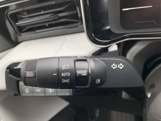 Fahrzeugbild eines Renault 5 E-TECH