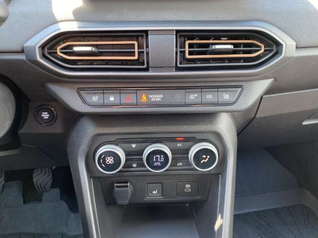 Fahrzeugbild eines Dacia Jogger