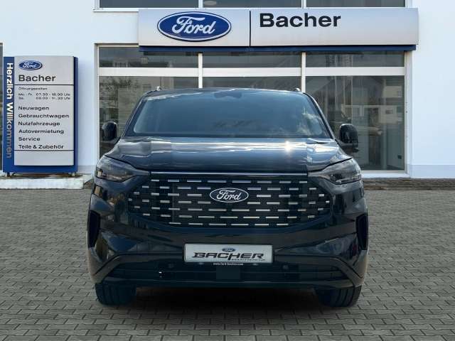Fahrzeugbild eines Ford Tourneo Custom
