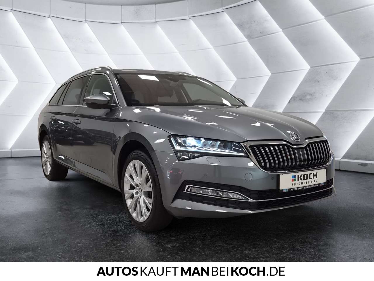 Fahrzeugbild eines Skoda Superb